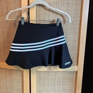 Adidas Girls S (7/8) Athletic Skirt w/ Built In Shorts